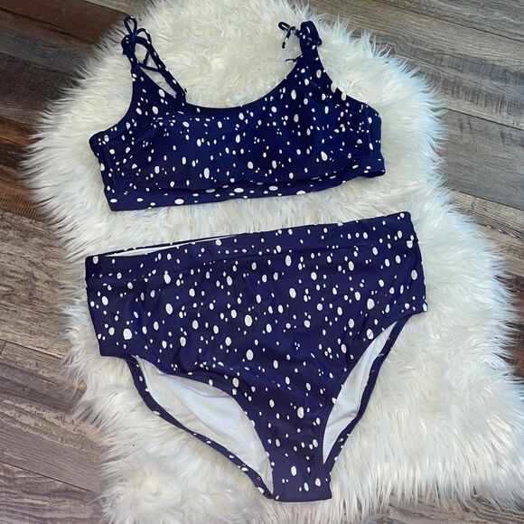 Kona Sol by Target Navy & White Spotted 2 piece High Waisted Swimsuit, NWT - Picture 1 of 13